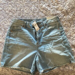 Women’s American Eagle shorts